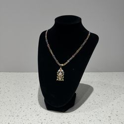 Virgin marry pendant