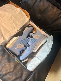 University Blue Air Jordan 4