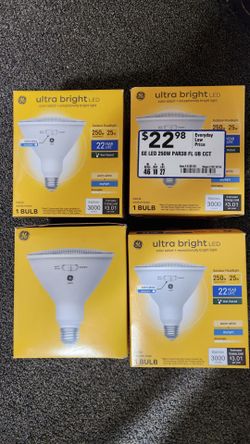 GE
UItra Briaht 250 -Watt EQ PAR38 Color-changing Medium screw base