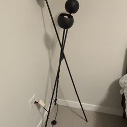 Tripod Light