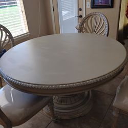 Kitchen Table With 4 Chairs And Hutch