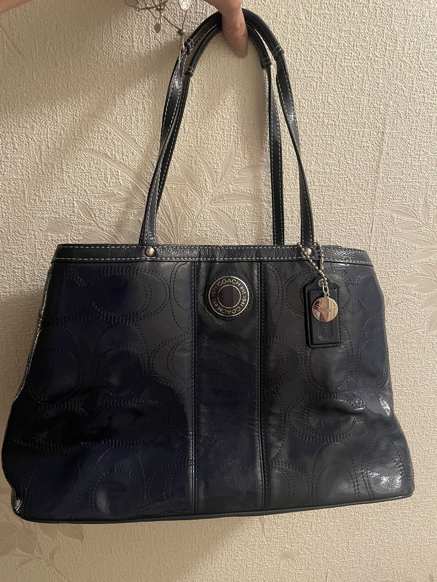 Coach Purse Used Once. No Damage Of Any Kind