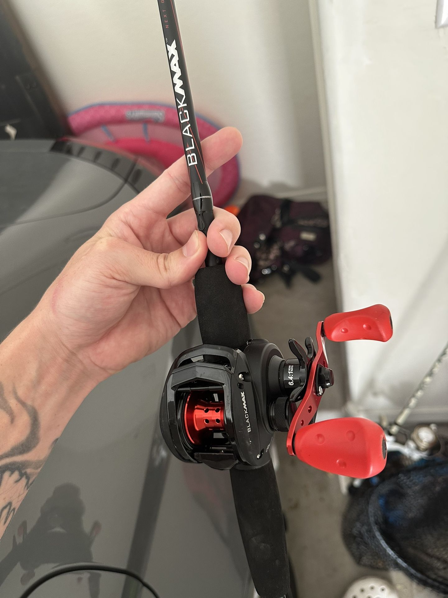 Abu Garcia Black Max Baitcaster