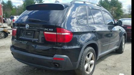 2008 BMW X5 black seat with TV screen available and more parts available