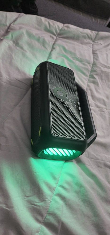 Soundcore Boom 2