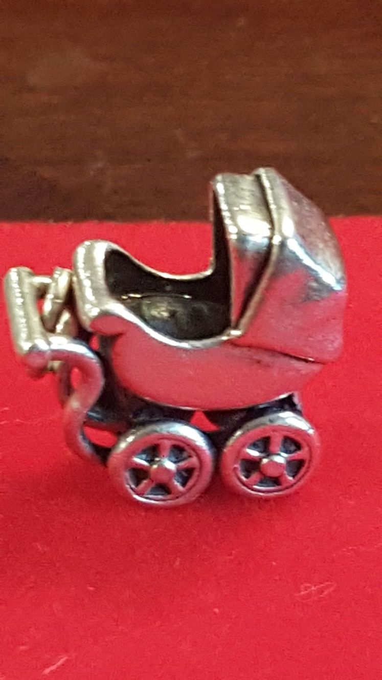 James Avery RETIRED Vintage Rare PRAM Baby CARRIAGE Stroller silver charm
