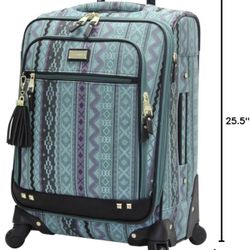 Steve Madden Designer Luggage Collection - Expandable 24 Inch Softside Bag