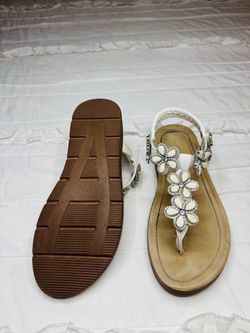 Girl sandals