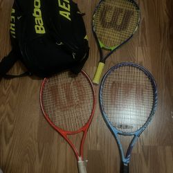 3 tennis racket and a Babolat Bag 