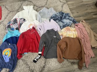 Girls Sweaters L 14