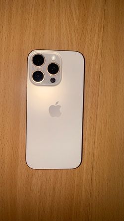 iPhone 16 pro desert titanium 128GB unlocked