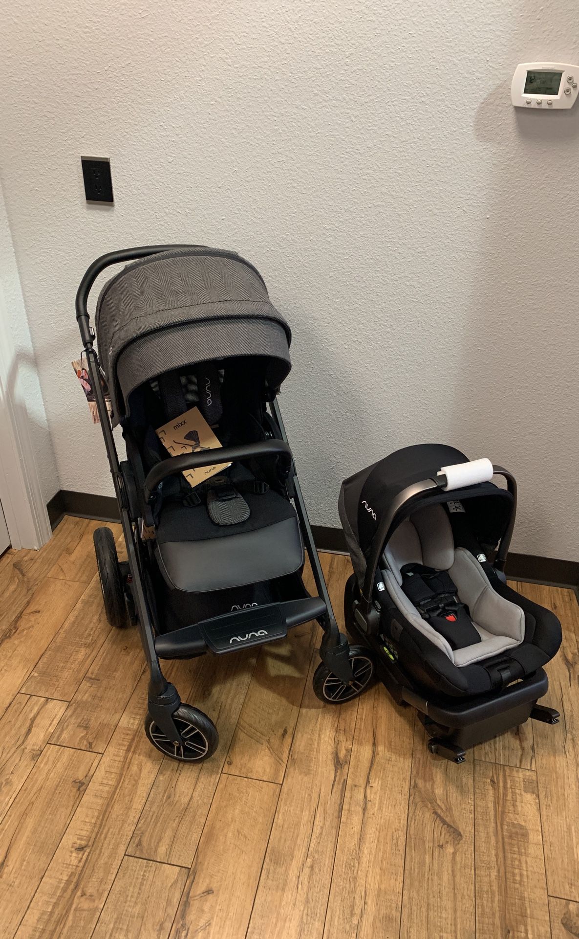 2019 MIXX and PIPA Lite LX Travel System for Sale in AZ OfferUp