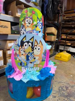Bluey three tier pinata with balls