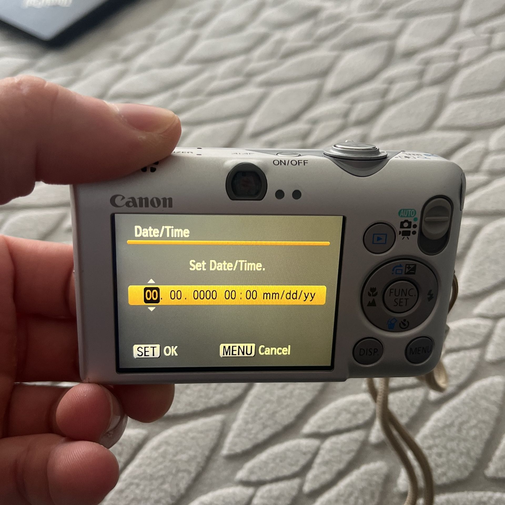 Canon PowerShot SD1200 IS