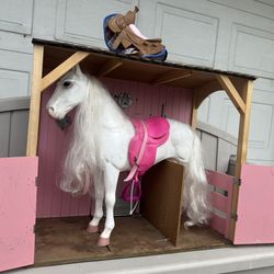 Our Generation Saddle Up Stables Horse Barn for 18 in. Dol Playset Came With 2 Horses