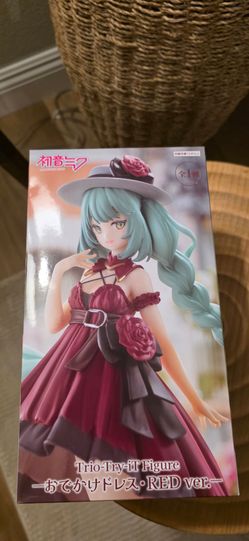 Vocaloid Trio-Try-iT Hatsune Miku (Outing Dress Red Color Ver.) Anime Figurine