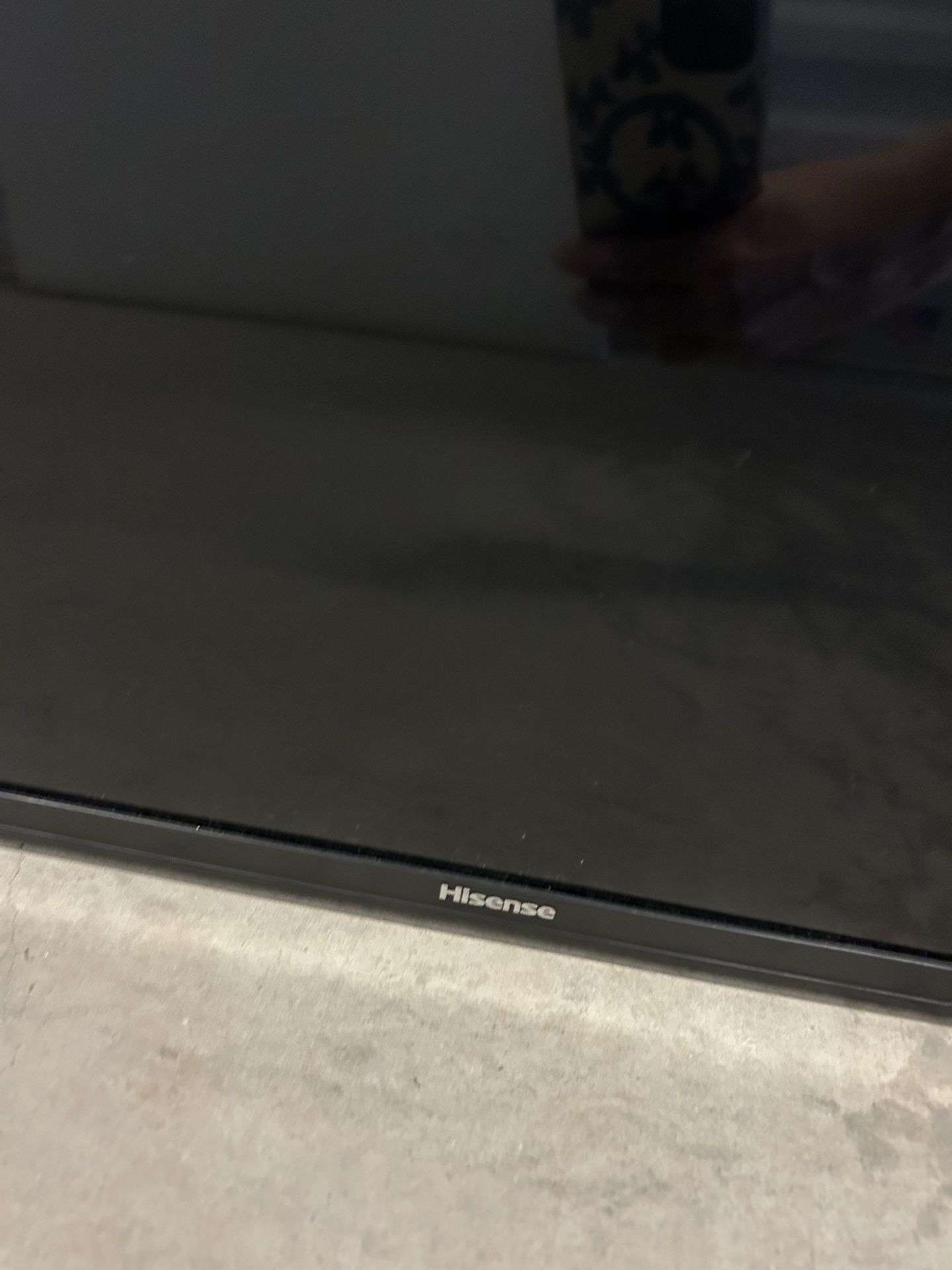 Hisense Smart TV 68”