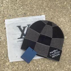 LV Beanie Gray And Black