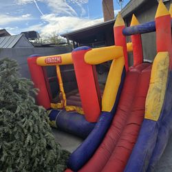 Inflatable bounce house With Air Blower