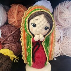 Handmade Crochet Virgen / Echo A Mano