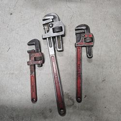 Pipe Wrenches 
