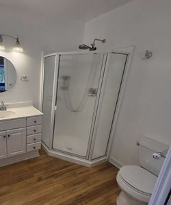 FREE Corner shower 39 inch x 39 inch