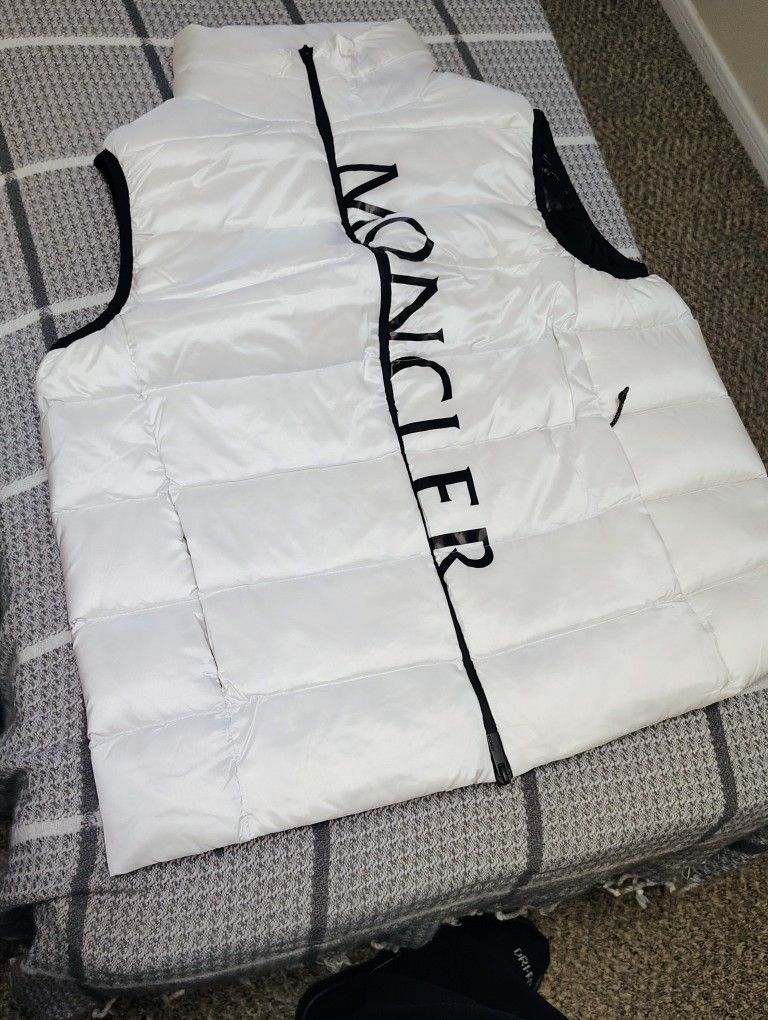 Moncler Vest White