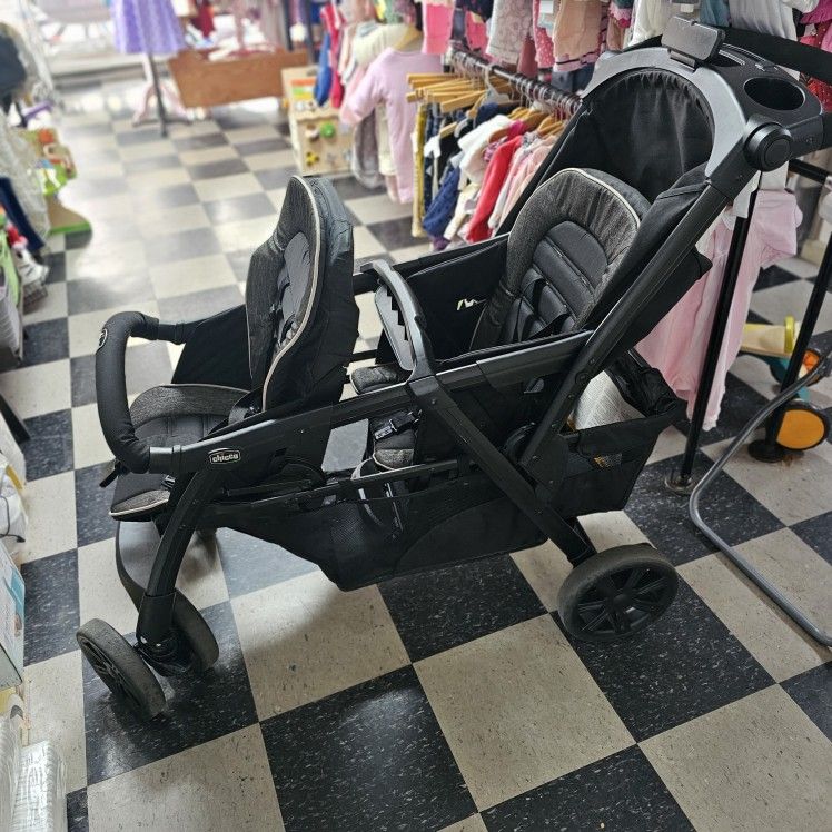 Chicco Doble Stroller