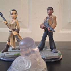 Finn, Rey and Play Set Disney Infinity