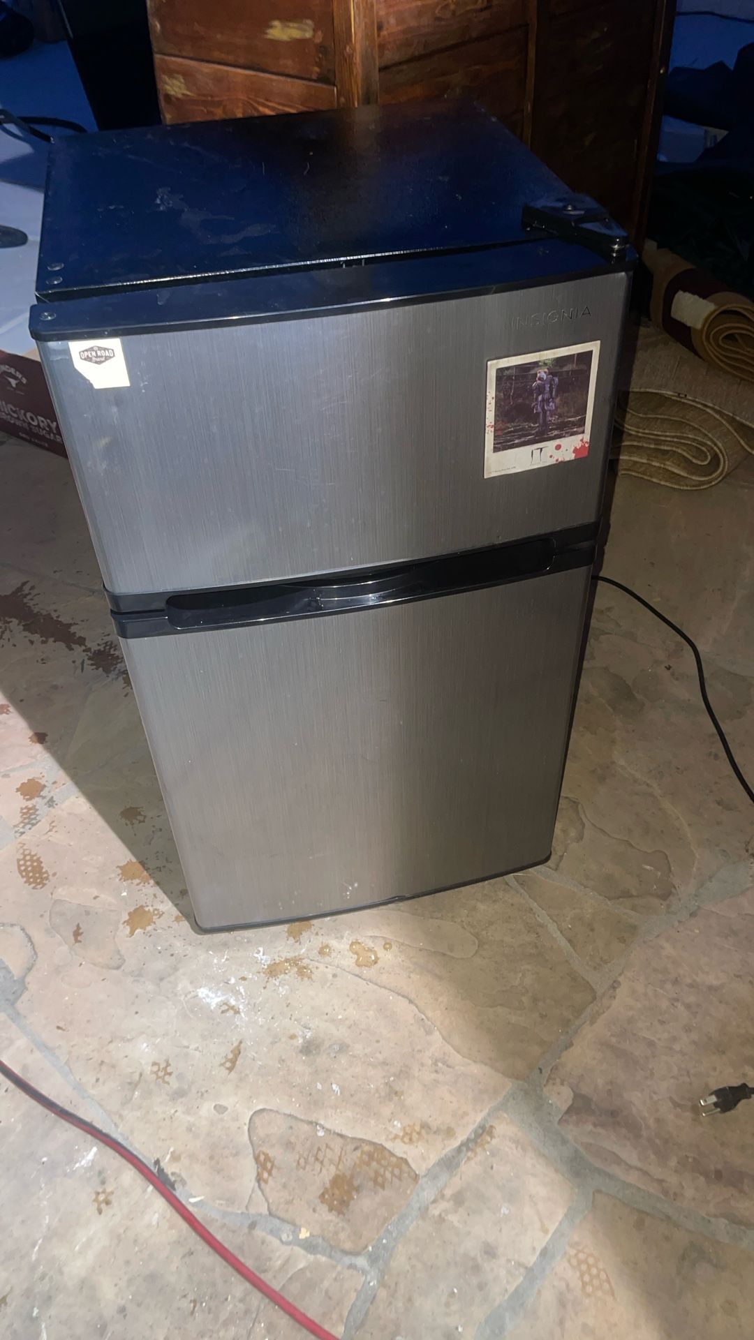 Insignia Mini Fridge With Freezer