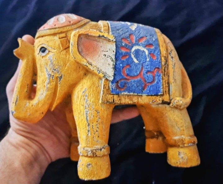 Vintage Solid Wood Rustic Carved Colorful Painted Wooden Elephant Sculpture