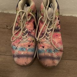 Basketball Shoes Size 8