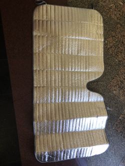 60” x 28” Sunshade for car 🚙