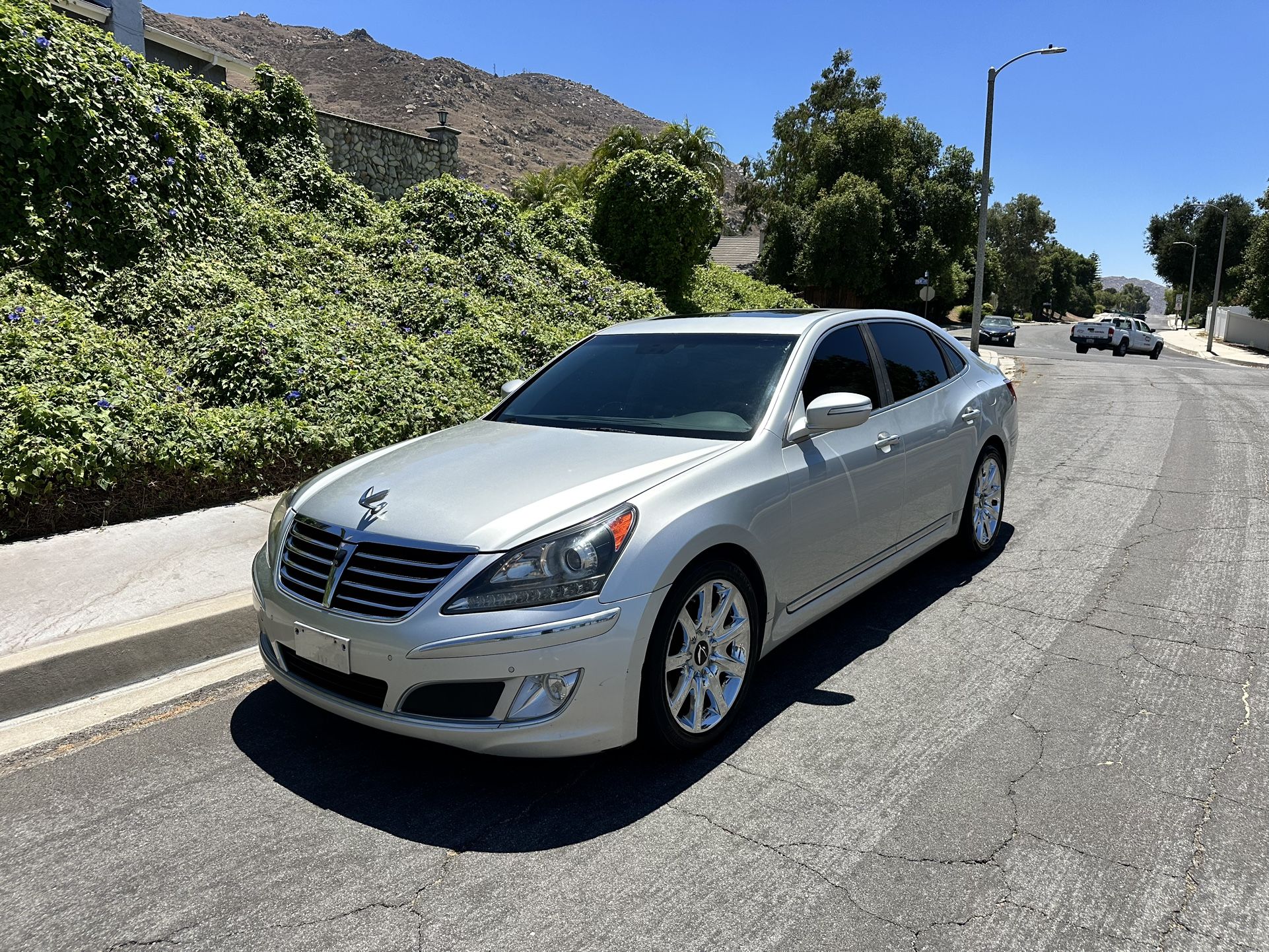 2013 Hyundai Equus