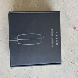 Tesla Mobile Connector