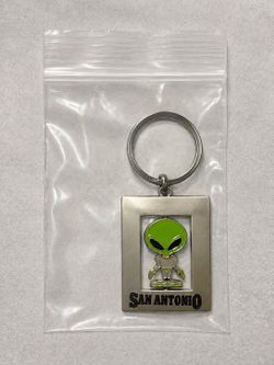 Alien Keychain