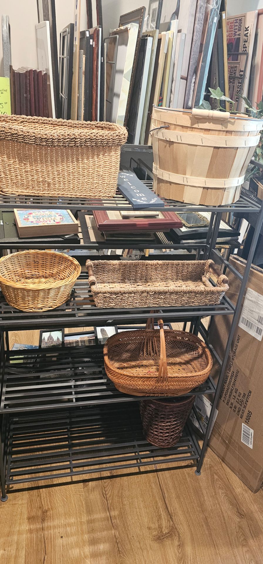 Beautiful baskets $5-10