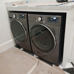 LG Washer Dryer Set