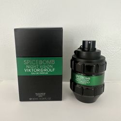 Viktor&Rolf   Spicebomb Night Vision 3.04 FL. OZ