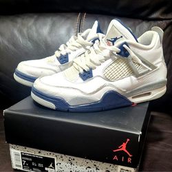 Air Jordan 4 Retro Size 7Y