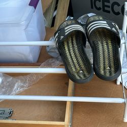 Adjustable Sliding Shoe Rack For Closet Storage