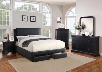 Queen size black tufted bed with orthopedic mattress included