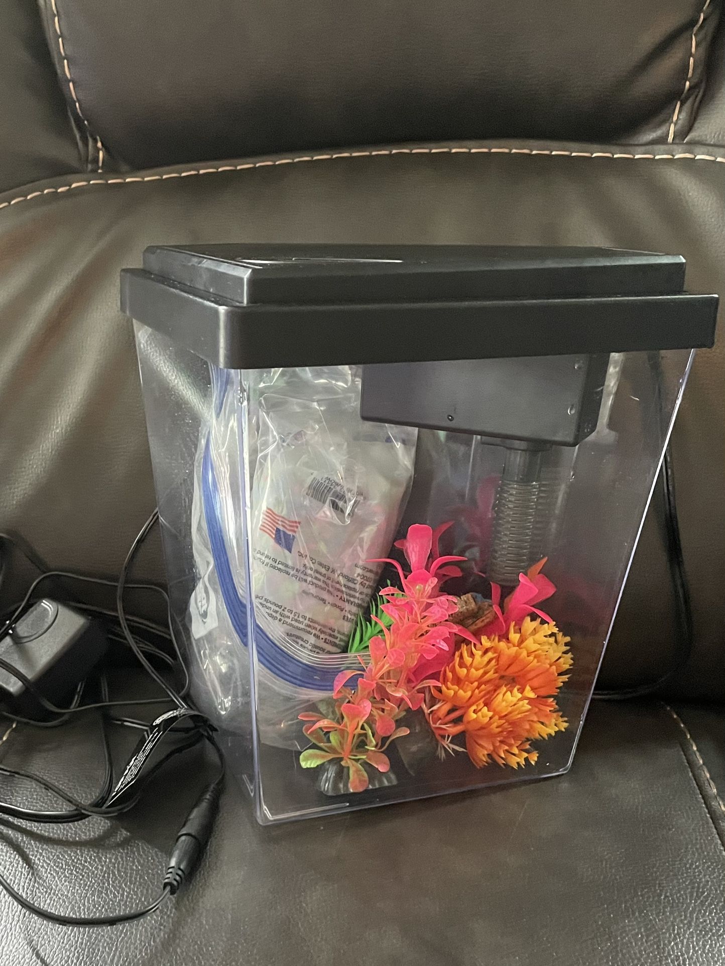Fish Tank (1 Gallon)