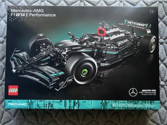 LEGO Mercedes-AMG F1 W14 E Performance
