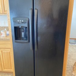 Side By Side Refrigerator 