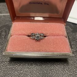 Vintage 18k White Gold And Diamond Wedding Set