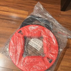 Milwaukee 100ft Polyster Fist Tape 