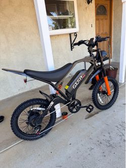 PostJoy GT50 Electric Dirt Bike Ebike LIKE BRAN NEW ONLY USED ONCE FOR A VIDEO