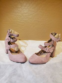 Espirit suede pink heels
