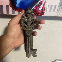 Vintage Metal Knock Thing